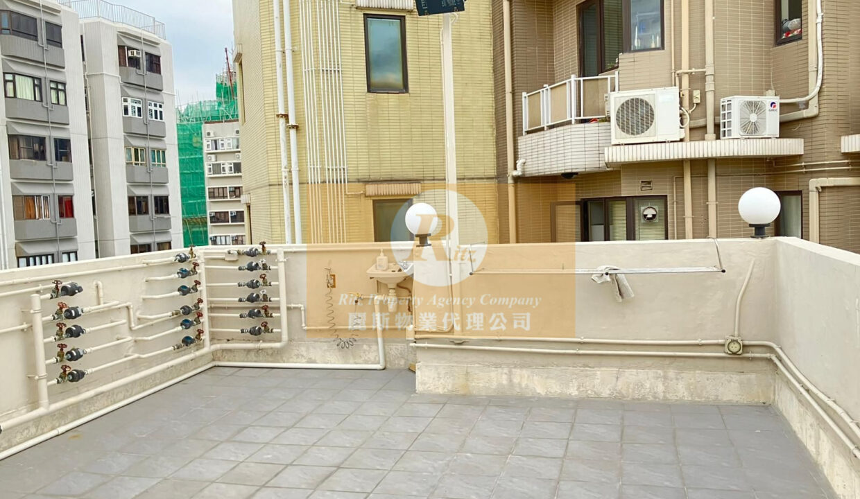 530825af-b02a-4098-9437-79f46f2185ee