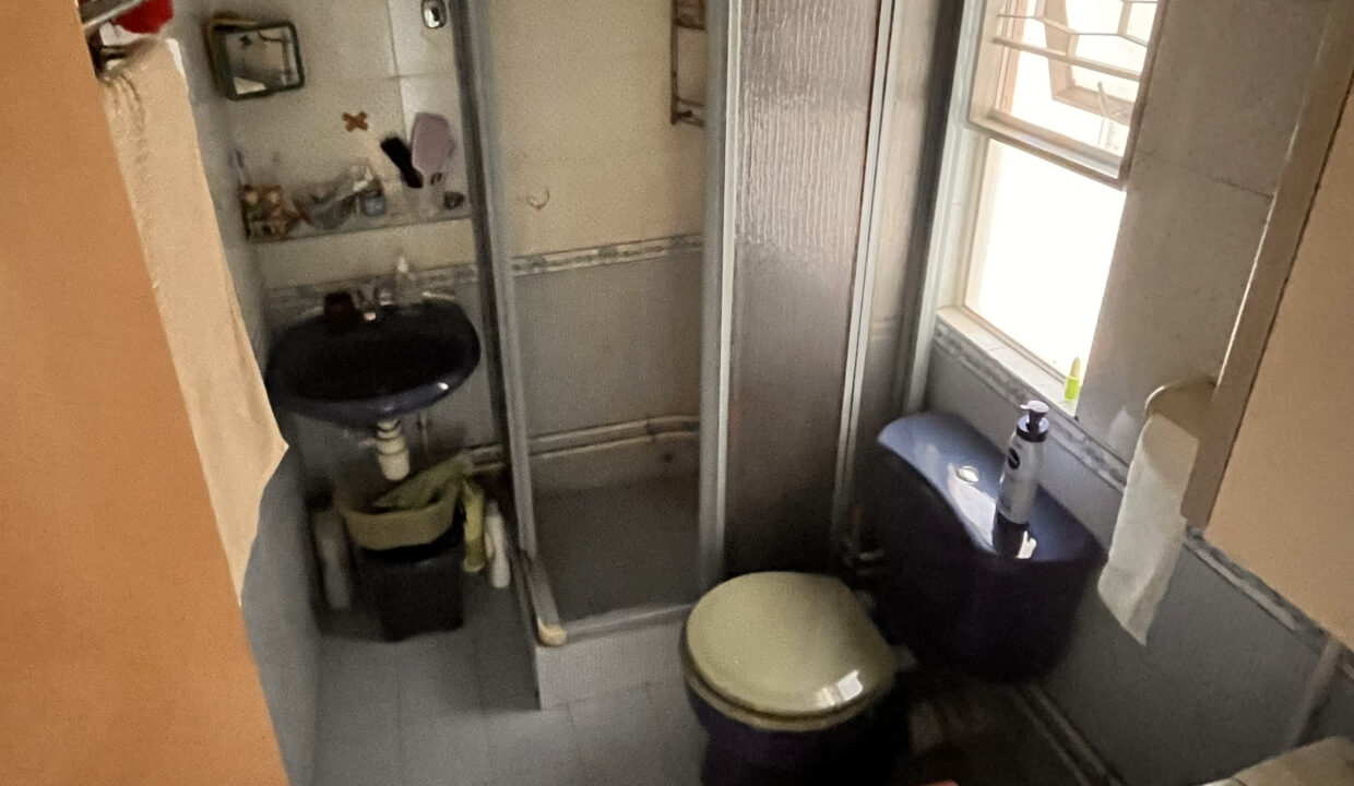 a2f8e7f5-8d8a-4d27-9a7c-ab661929a7fd