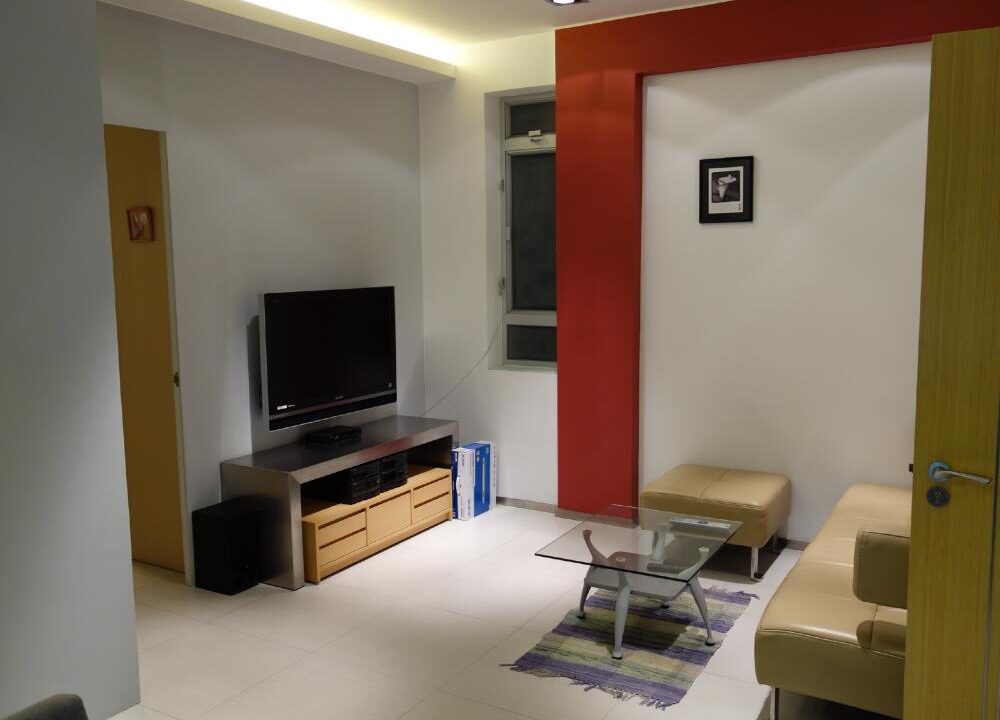 b1bd0e13-e0bf-4eee-bbaa-f90d58301df3