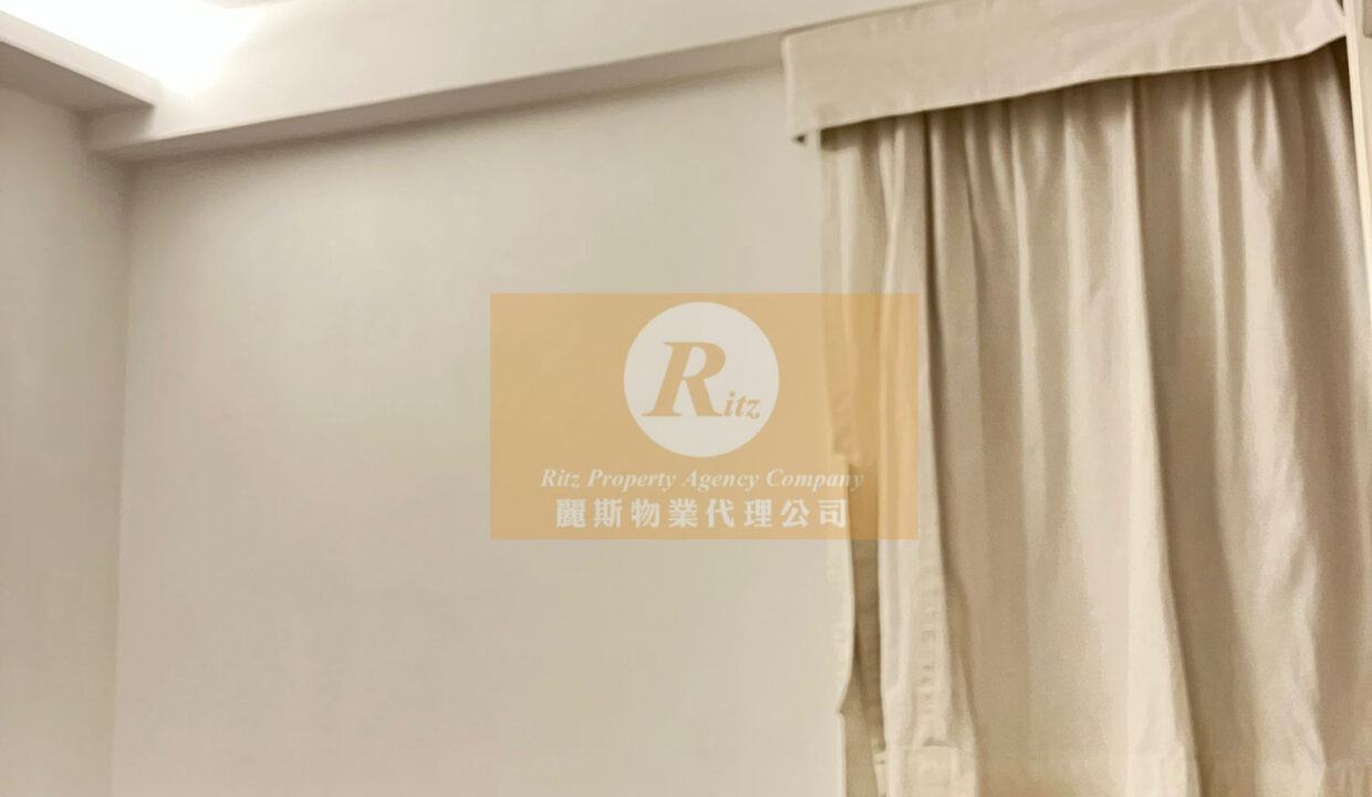 b5750092-bfca-4e43-861b-7bf495534b18