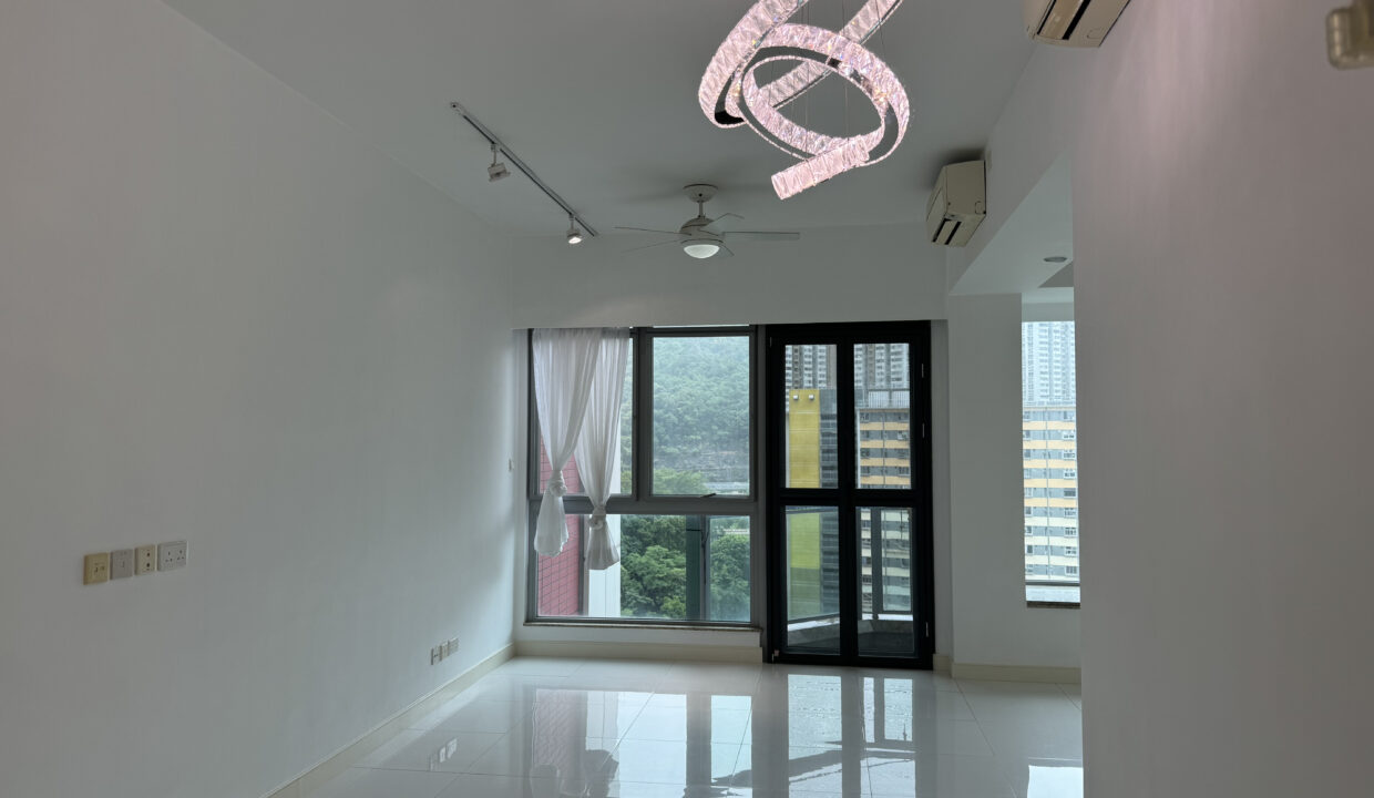 e98284cd-0b2e-48bc-9f00-3e196def3b20